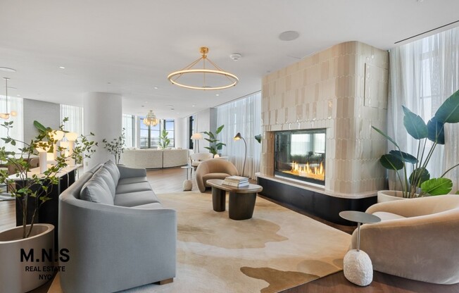 2 beds, 2 baths, $4,680, Unit 320
