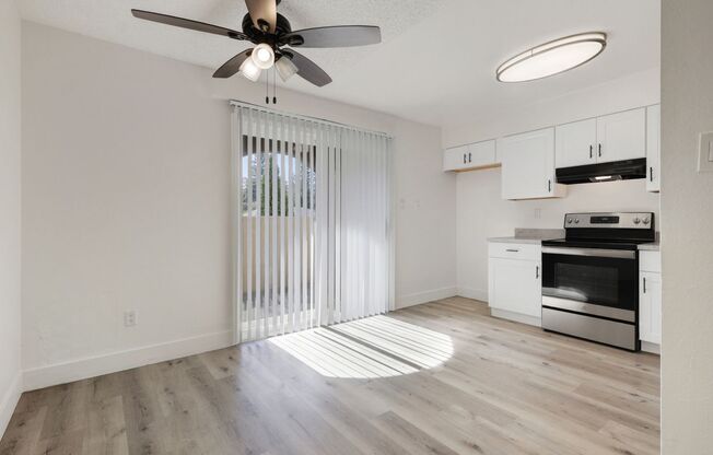 2 beds, 1.5 baths, 1,300 sqft, $1,895, Unit 3