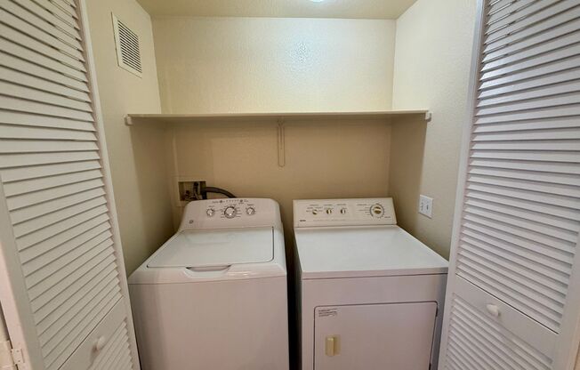 2 beds, 2 baths, $1,495, Unit # 136