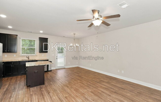 2 beds, 2.5 baths, 1,300 sqft, $1,850