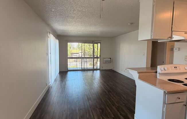 1 bed, 1 bath, 625 sqft, $1,895, Unit 209