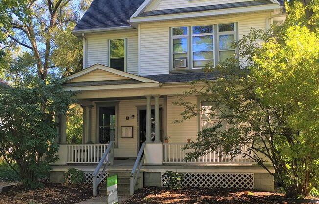 413 W Main St