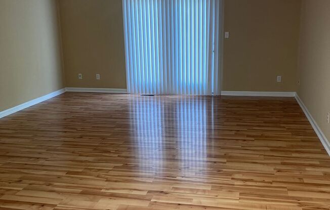 4 beds, 2 baths, 1,635 sqft, $1,500, Unit 3969 South Cramer Circle