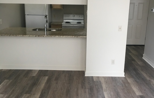 1 bed, 1 bath, $1,095