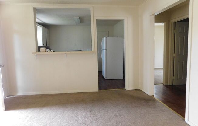 2 beds, 1 bath, $650