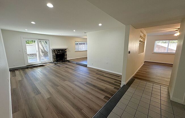 Spacious 3-Bedroom Retreat with Newly Renovated Kitchen in Lake Balboa!