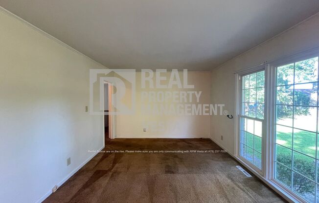 2458 KENSINGTON RD