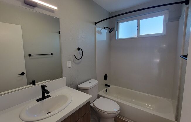 2 beds, 2 baths, 1,000 sqft, $2,950, Unit B47