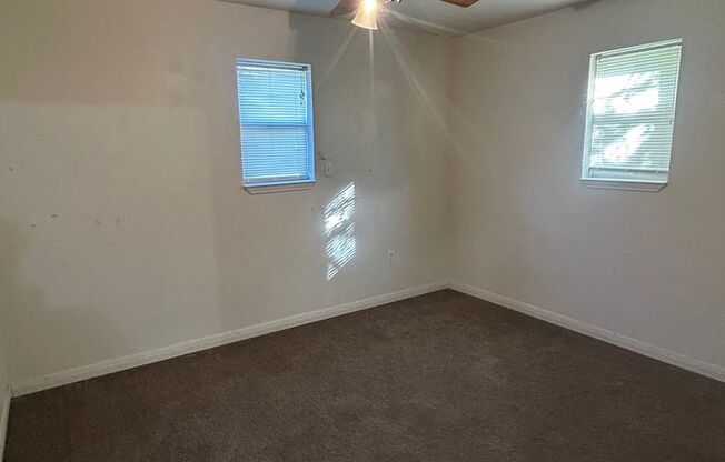 Perfect Elm Mott Duplex