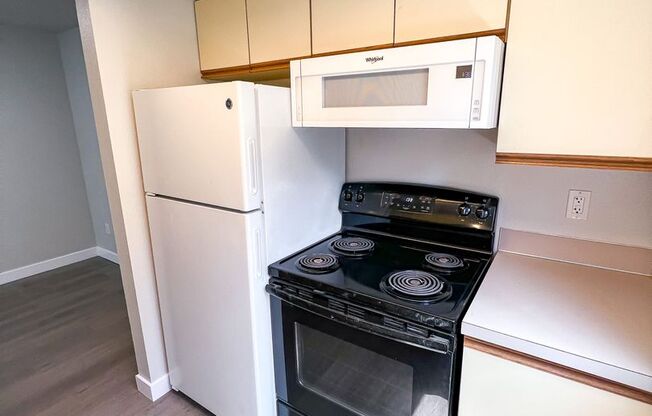1 bed, 1 bath, 648 sqft, $1,895, Unit 402