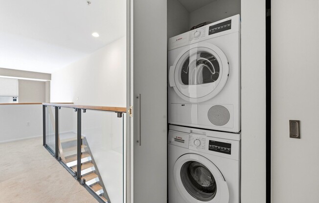 1 bed, 1.5 baths, 960 sqft, $3,500, Unit 309