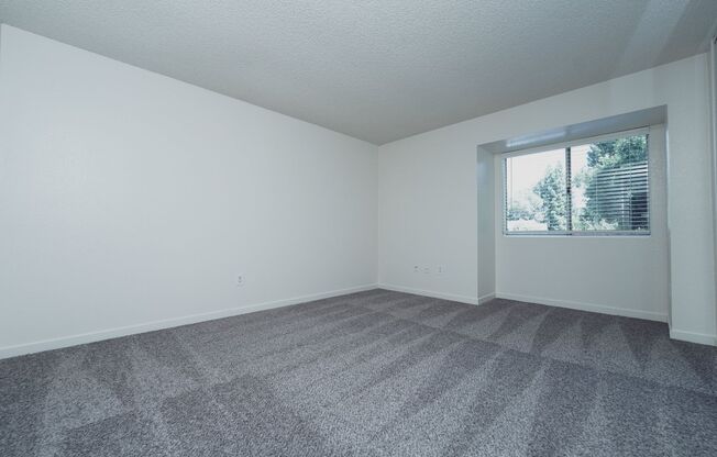 2 beds, 2 baths, 1,020 sqft, $1,850, Unit 30