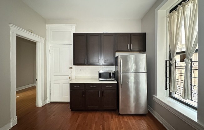 1407 ERIE