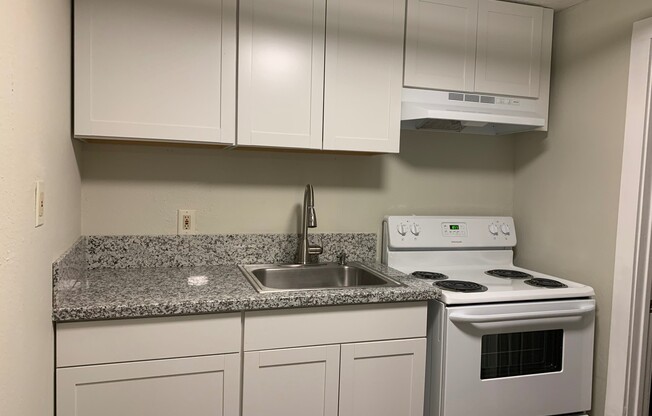 1 bed, 1 bath, 800 sqft, $1,198, Unit 6513 B