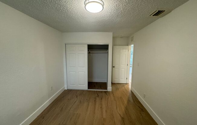 2 beds, 1 bath, 850 sqft, $1,995, Unit 6036-6