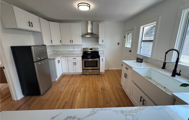 3040 3040 BOULDER ST