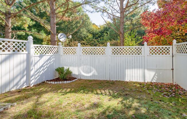 Super Townhouse with 2 MASTER BEDROOMS!
