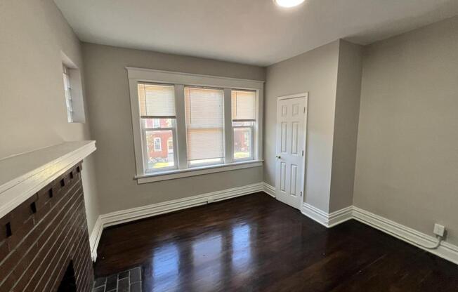 3 beds, 1 bath, $1,350