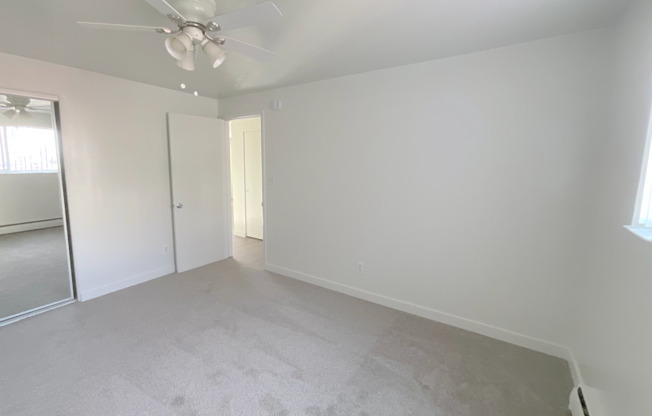 2 beds, 1 bath, 832 sqft, $1,550, Unit 118