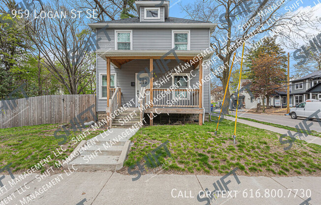 959 LOGAN ST SE