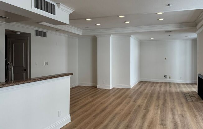 2 beds, 2.5 baths, 1,700 sqft, $4,550, Unit 508