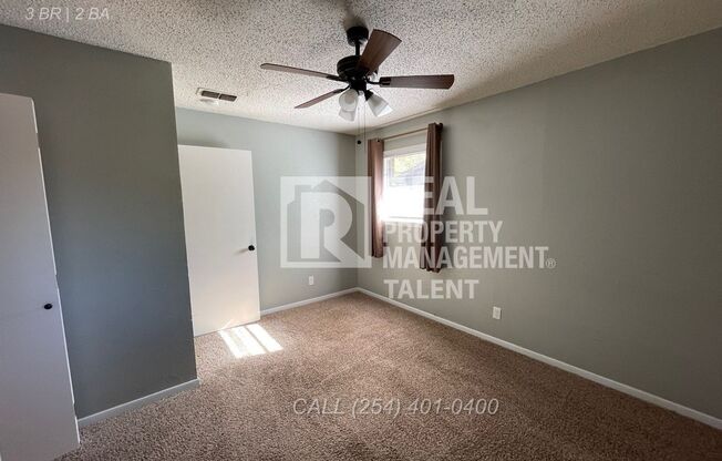 3 beds, 2 baths, $1,595