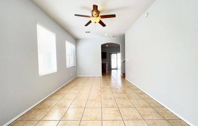 Beautiful 3Be/2.5Ba single family house