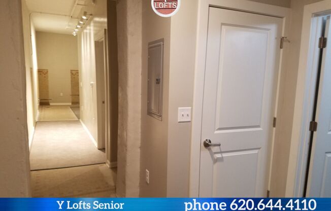 1 bed, 1 bath, 714 sqft, $805, Unit 006