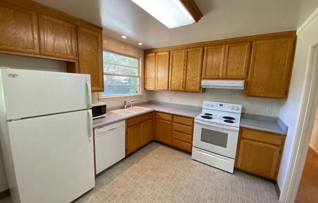 3 Bed 1 Bath Single Family Home In Walnut Creek