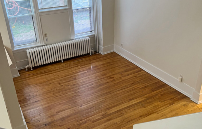 608 Ridgewood Ave