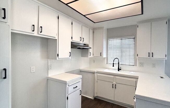 1 bed, 1 bath, $1,793, Unit 6