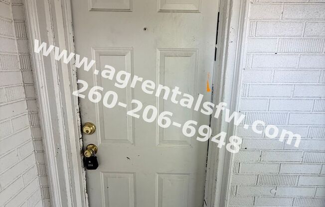 2411 Fox Ave