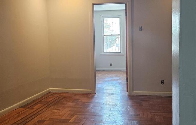 272 NEW JERSEY AVE