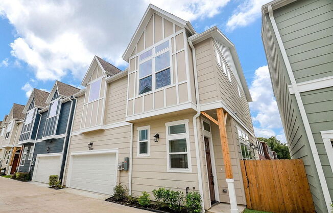 9309 MONTRIDGE DR