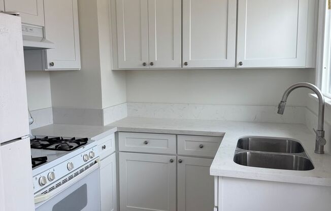 Charming 1-Bedroom Home in Desirable Torrance Location