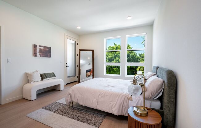 2 beds, 2 baths, 724 sqft, $3,895, Unit 301