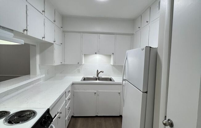 1 bed, 1 bath, $795