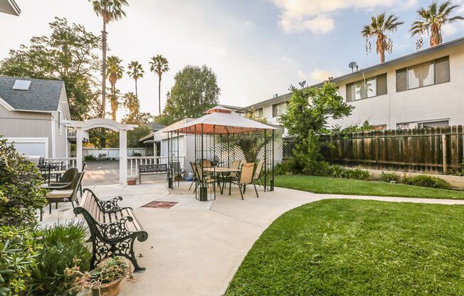 Great Experiences Are Just Around Ely House!