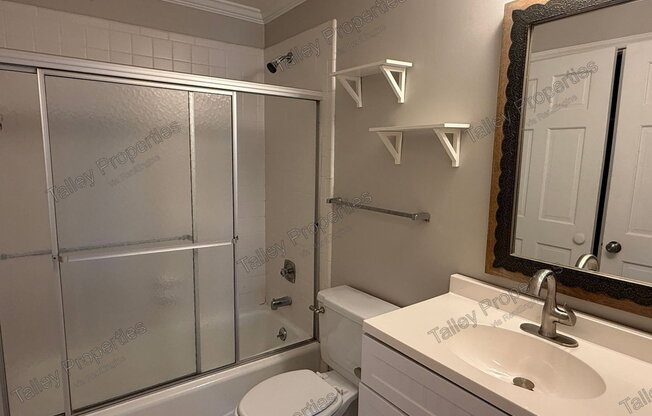 2 beds, 2 baths, 1,137 sqft, $1,899, Unit A 1014
