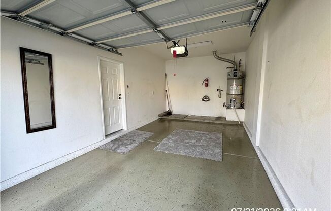 2 beds, 2 baths, $1,550, Unit Building 1