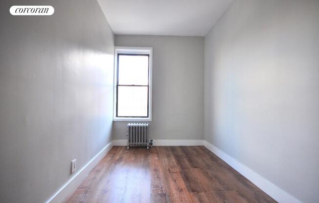330 ALBANY AVE