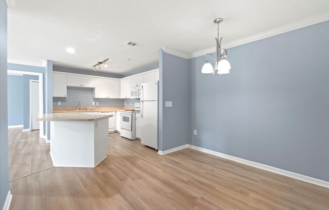 2 beds, 2 baths, $1,500, Unit # 621