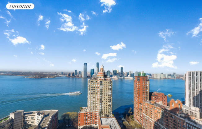 3 beds, 2 baths, 968 sqft, $8,500, Unit 32B