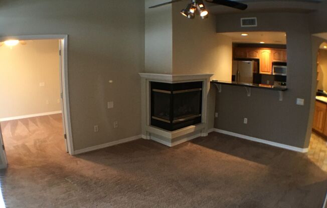 2 beds, 2 baths, $2,000, Unit # 257