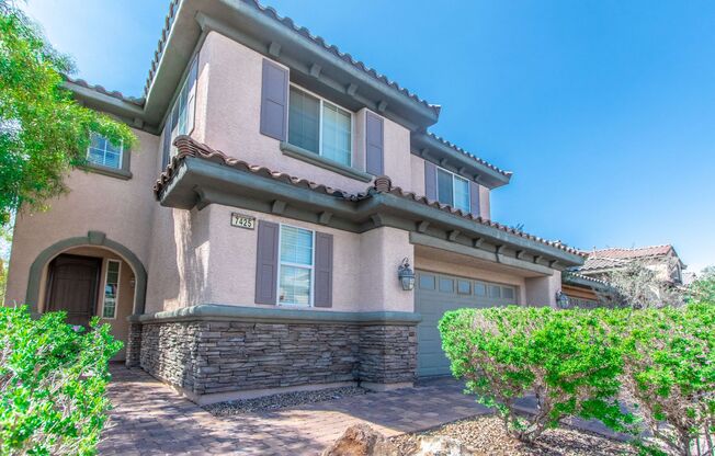 MOVE-IN READY IMMACULATE 4-BEDROOM HOME IN GATED COMMUNITY IN MOUNTAINS EDGE