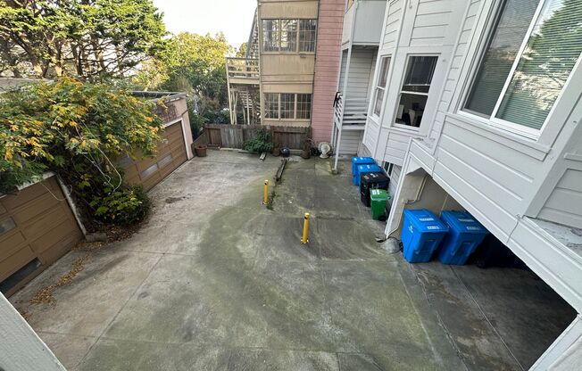 876 Haight Street (535r)