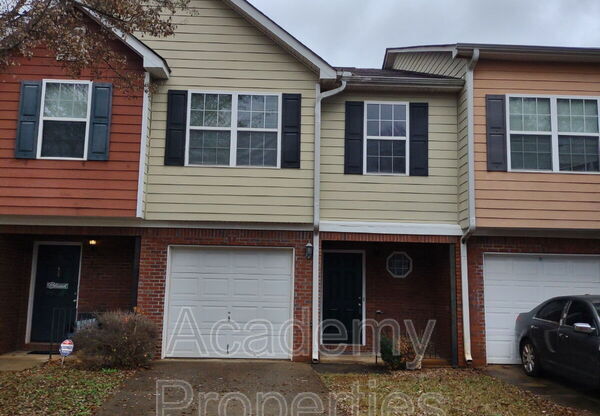 735 MAGNOLIA GDN WALK