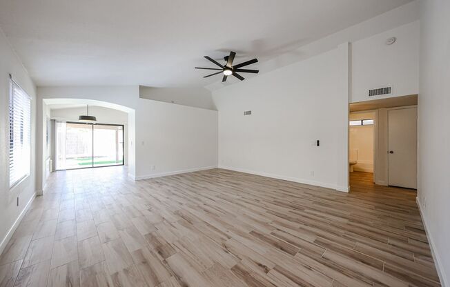 Beautifully renovated 3 bedroom 2 bathroom in great neighborhood!