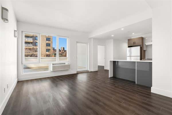 2 beds, 2 baths, 1,012 sqft, $3,139, Unit 1D