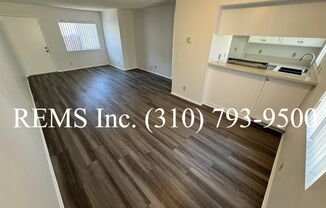 2 beds, 2 baths, 819 sqft, $2,275, Unit 04